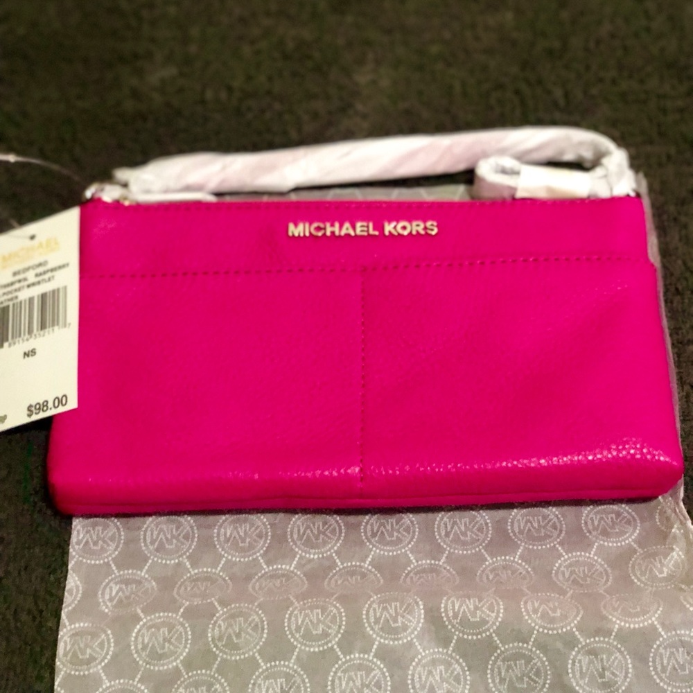 Michael Kors wristlet